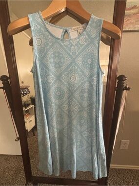 Jamie & Layla Light Blue Super Soft and Beachy Sleeveless Midi-Dress Size Small